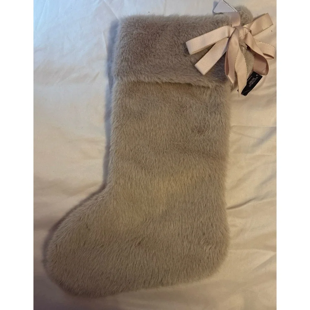 NEW Victoria's Secret Holiday 2024 Blush‎ Pink Faux Fur Stocking